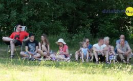 Zawody zaprzęgów parokonnych w Malinowie