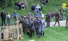 Żywa lekcja historii – piknik i spektakl