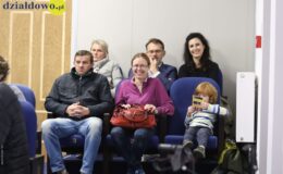 Pełna widownia na przedstawieniu „Czekoladki”