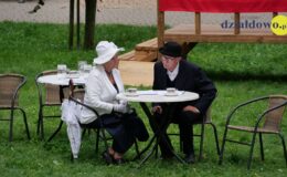 Żywa lekcja historii – piknik i spektakl