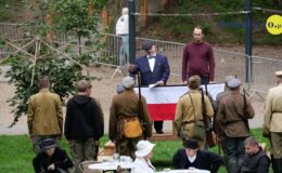 Żywa lekcja historii – piknik i spektakl