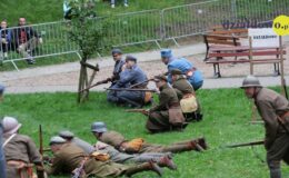 Żywa lekcja historii – piknik i spektakl