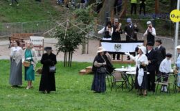 Żywa lekcja historii – piknik i spektakl