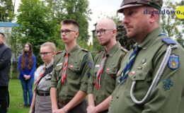 Odsłonięcie odrestaurowanego pomnika na terenie byłego obozu Soldau w Działdowie