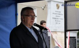 Odsłonięcie odrestaurowanego pomnika na terenie byłego obozu Soldau w Działdowie
