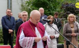 Odsłonięcie odrestaurowanego pomnika na terenie byłego obozu Soldau w Działdowie