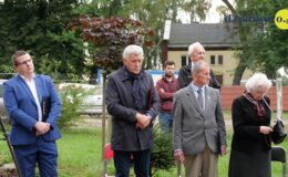 Odsłonięcie odrestaurowanego pomnika na terenie byłego obozu Soldau w Działdowie