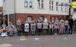 Marsz robotów, czyli „Robo-marsz” w naszej bibliotece