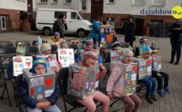 Marsz robotów, czyli „Robo-marsz” w naszej bibliotece