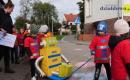 Marsz robotów, czyli „Robo-marsz” w naszej bibliotece