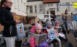 Marsz robotów, czyli „Robo-marsz” w naszej bibliotece