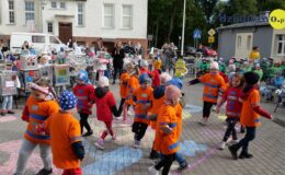 Marsz robotów, czyli „Robo-marsz” w naszej bibliotece