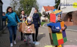 Marsz robotów, czyli „Robo-marsz” w naszej bibliotece