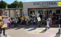 Marsz robotów, czyli „Robo-marsz” w naszej bibliotece