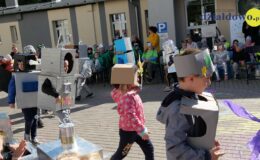 Marsz robotów, czyli „Robo-marsz” w naszej bibliotece