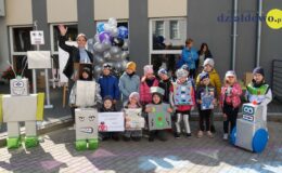 Marsz robotów, czyli „Robo-marsz” w naszej bibliotece