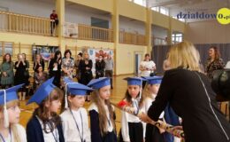 Ślubowanie i pasowanie w Szkole Podstawowej nr 4