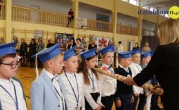 Ślubowanie i pasowanie w Szkole Podstawowej nr 4