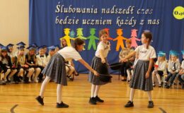 Ślubowanie i pasowanie w Szkole Podstawowej nr 4