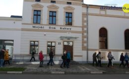 Za nami spacer ulicami miasta z naszą biblioteką