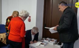 Promocja książki i film „Ocalić od zapomnienia. Kolejny spacer po działdowskich cmentarzach”