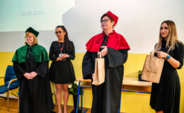Dyplomatorium i czepkowanie absolwentów kierunku pielęgniarstwo Wyższej Szkoły Gospodarki Kolegium Nauk Stosowanych Filii w Działdowie