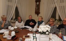 Comiesięczne spotkanie naszych poetów