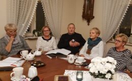 Comiesięczne spotkanie naszych poetów
