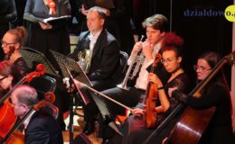 Uroczyste odsłonięcie pamiątkowej tablicy i występ Orkiestry Symfonicznej Filharmonii Warmińsko-Mazurskiej