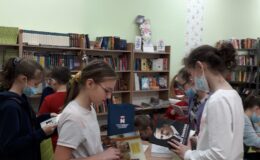 Pakiety edukacyjne od Instytut Dziedzictwa Myśli Narodowej rozdane