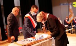Gala z okazji Dni Honorowych Dawców Krwi i Wolontariatu PCK oraz wręczenia sztandaru naszemu Oddziałowi Rejonowemu
