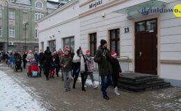 Sztafeta z Mikołajem przeszła ulicami Działdowa