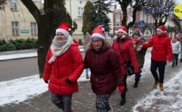 Sztafeta z Mikołajem przeszła ulicami Działdowa