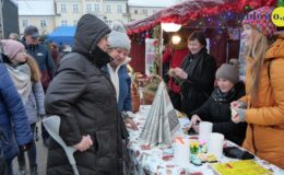 Świąteczne spotkanie przy ratuszu