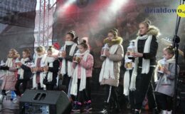 Świąteczne spotkanie przy ratuszu