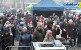 Świąteczne spotkanie przy ratuszu