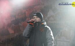 Świąteczne spotkanie przy ratuszu