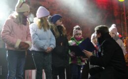 Świąteczne spotkanie przy ratuszu