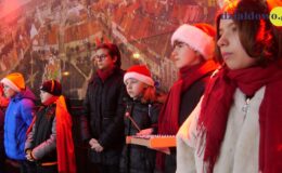 Świąteczne spotkanie przy ratuszu