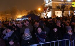 Świąteczne spotkanie przy ratuszu
