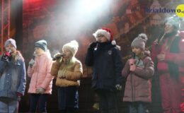 Świąteczne spotkanie przy ratuszu