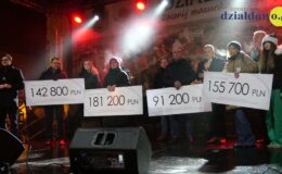 Świąteczne spotkanie przy ratuszu