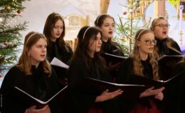 Koncert kolę „Daj nam Boże Dziecię, pokój na tym świcie”