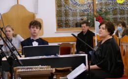 Koncert kolę „Daj nam Boże Dziecię, pokój na tym świcie”