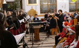 Koncert kolę „Daj nam Boże Dziecię, pokój na tym świcie”