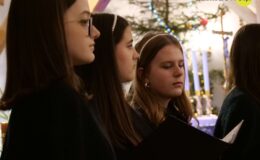 Koncert kolę „Daj nam Boże Dziecię, pokój na tym świcie”