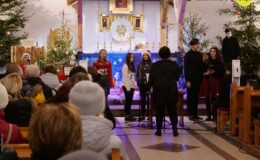 Koncert kolę „Daj nam Boże Dziecię, pokój na tym świcie”