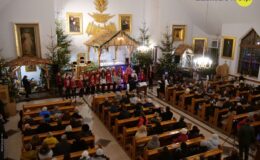Koncert kolę „Daj nam Boże Dziecię, pokój na tym świcie”