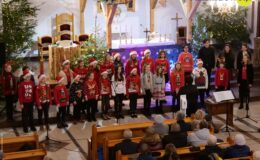 Koncert kolę „Daj nam Boże Dziecię, pokój na tym świcie”