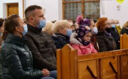 Koncert kolę „Daj nam Boże Dziecię, pokój na tym świcie”